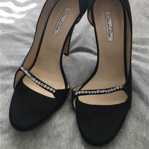Oscar de la Renta Satin Stilettos